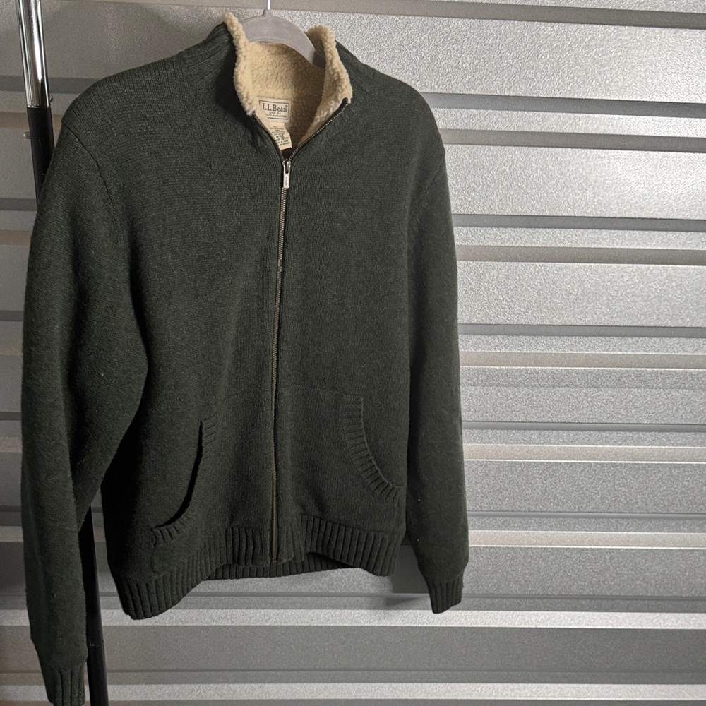 Vintage L.L. Bean men’s Teddy lined jacket, Size M